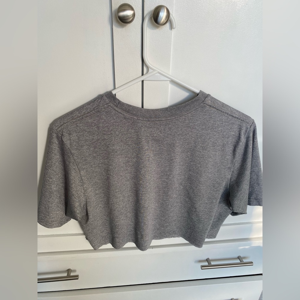 Nike Super Cropped Tee - Picture 2 of 3